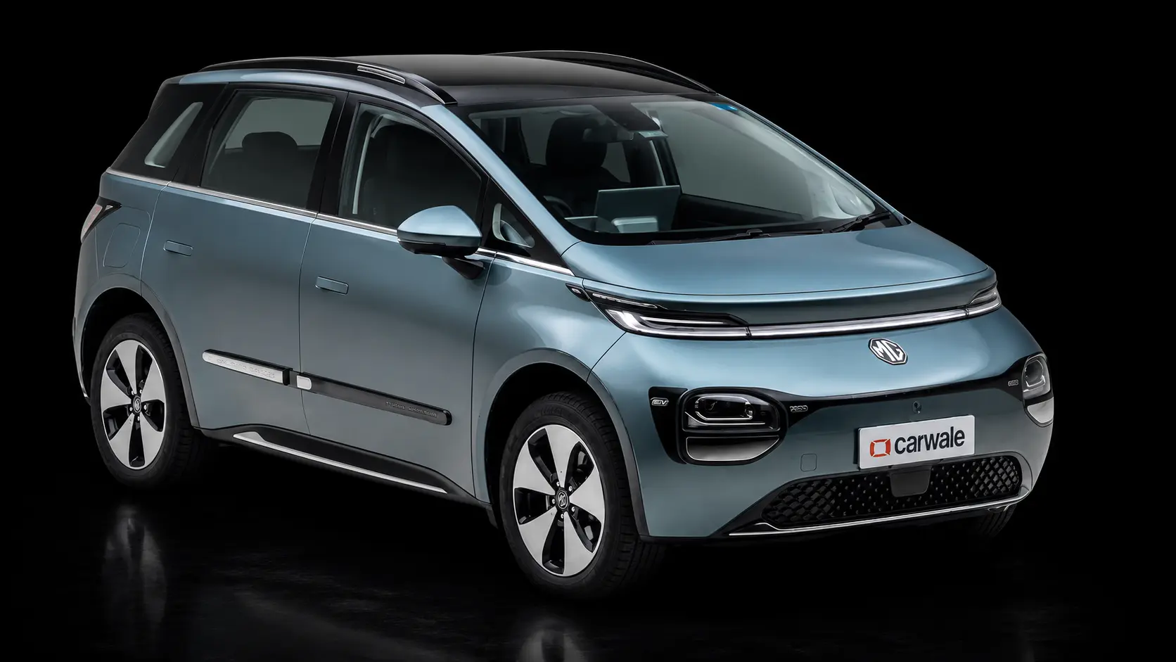 Blue electric MPV available for self-drive car rental in Kerala by LUXON CARS